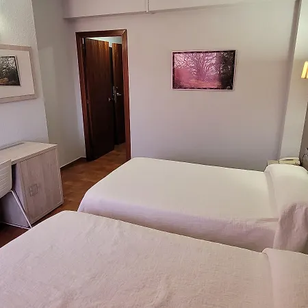 Meson De L'ainsa 3* Аинса-Собрарбе
