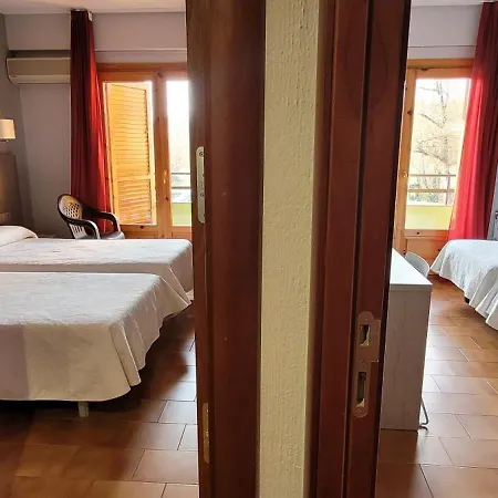 Meson De L’ainsa Hotel Aínsa-Sobrarbe