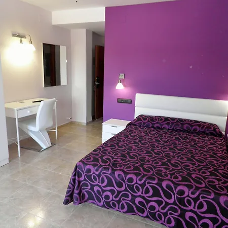 Meson De L'ainsa מלון 3*