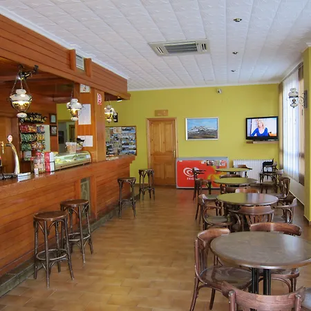 Meson De L'ainsa אינסה