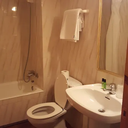 Meson De L'ainsa מלון 3*