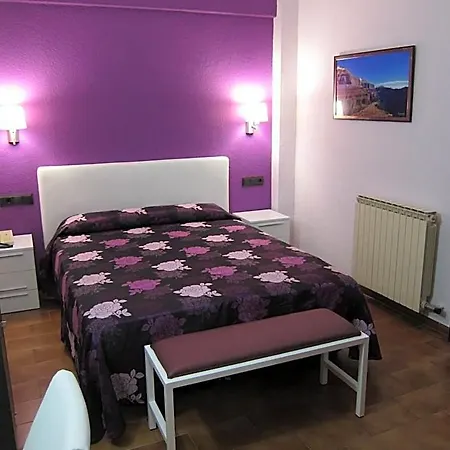 Meson De L'ainsa מלון 3*