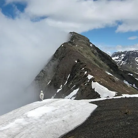 מלון Meson De L'ainsa 3*