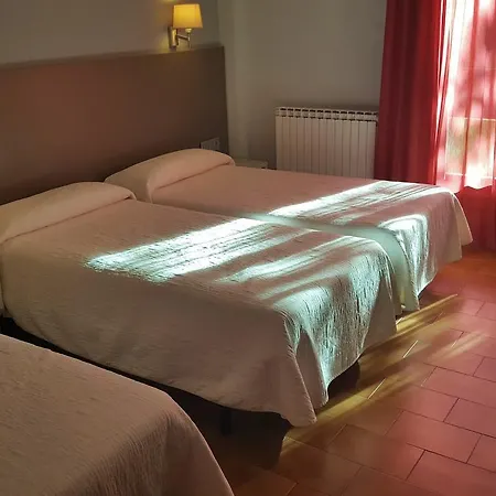 Meson De L'ainsa מלון