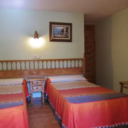Meson De L'ainsa Otel