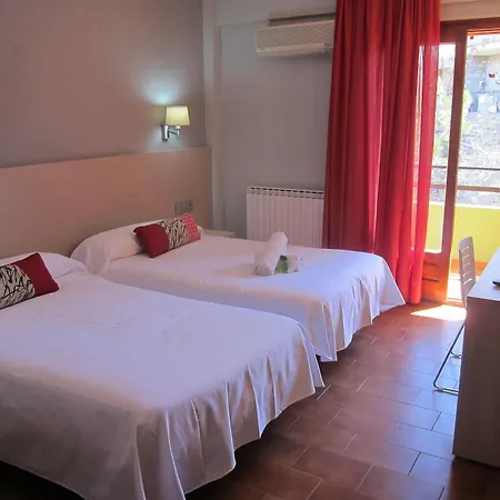 Meson De L'ainsa 3*