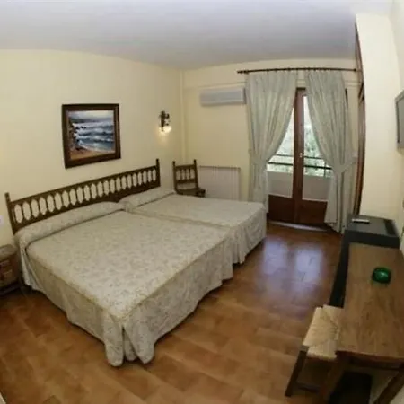 מלון Meson De L'ainsa