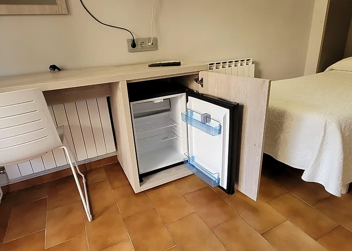 מלון Meson De L'ainsa 3*