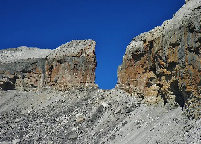 מלון Meson De L'ainsa